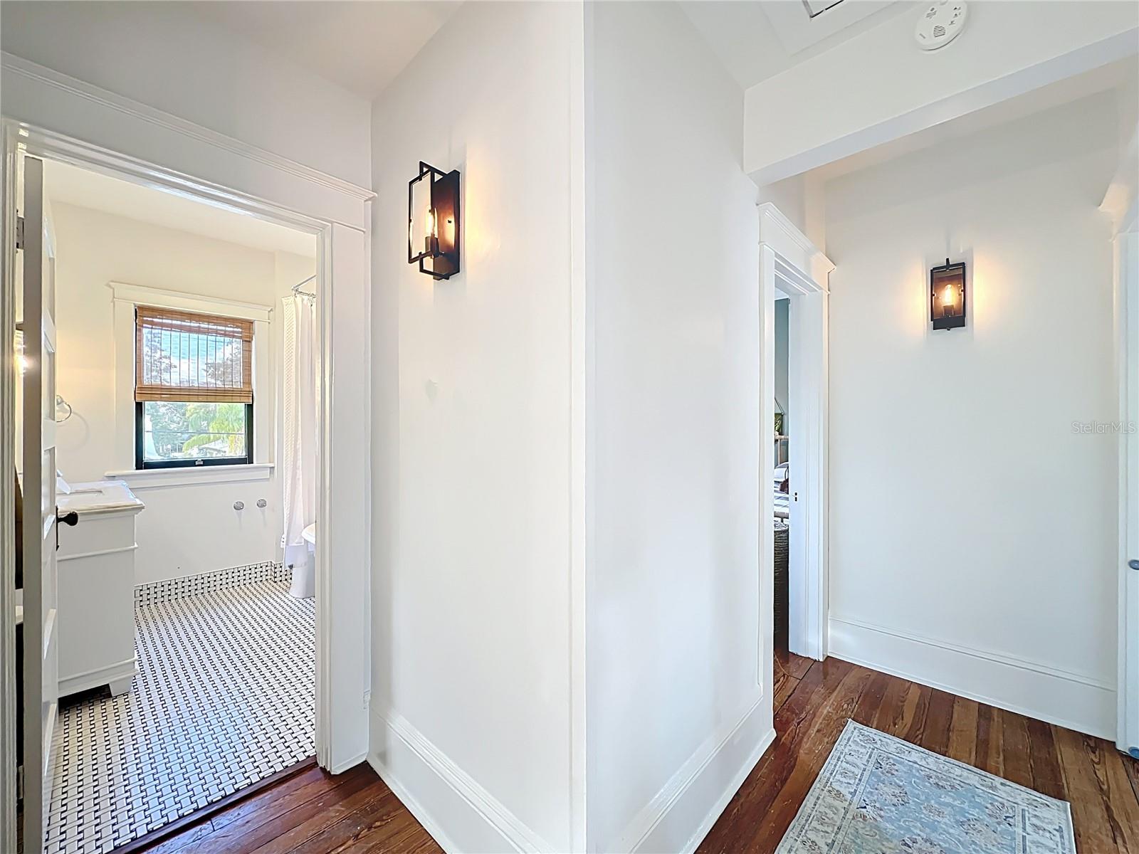 Image 58 of 99 For 1118 Park Avenue