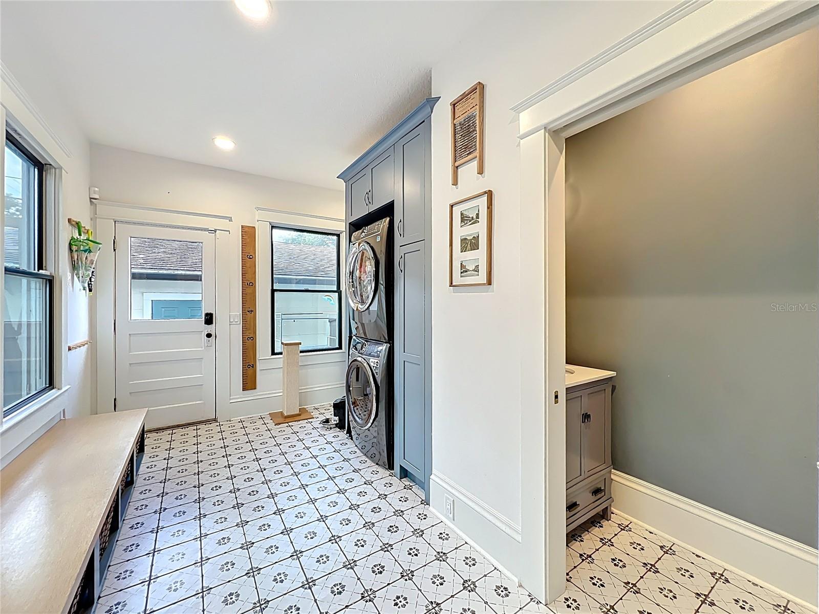 Image 68 of 99 For 1118 Park Avenue