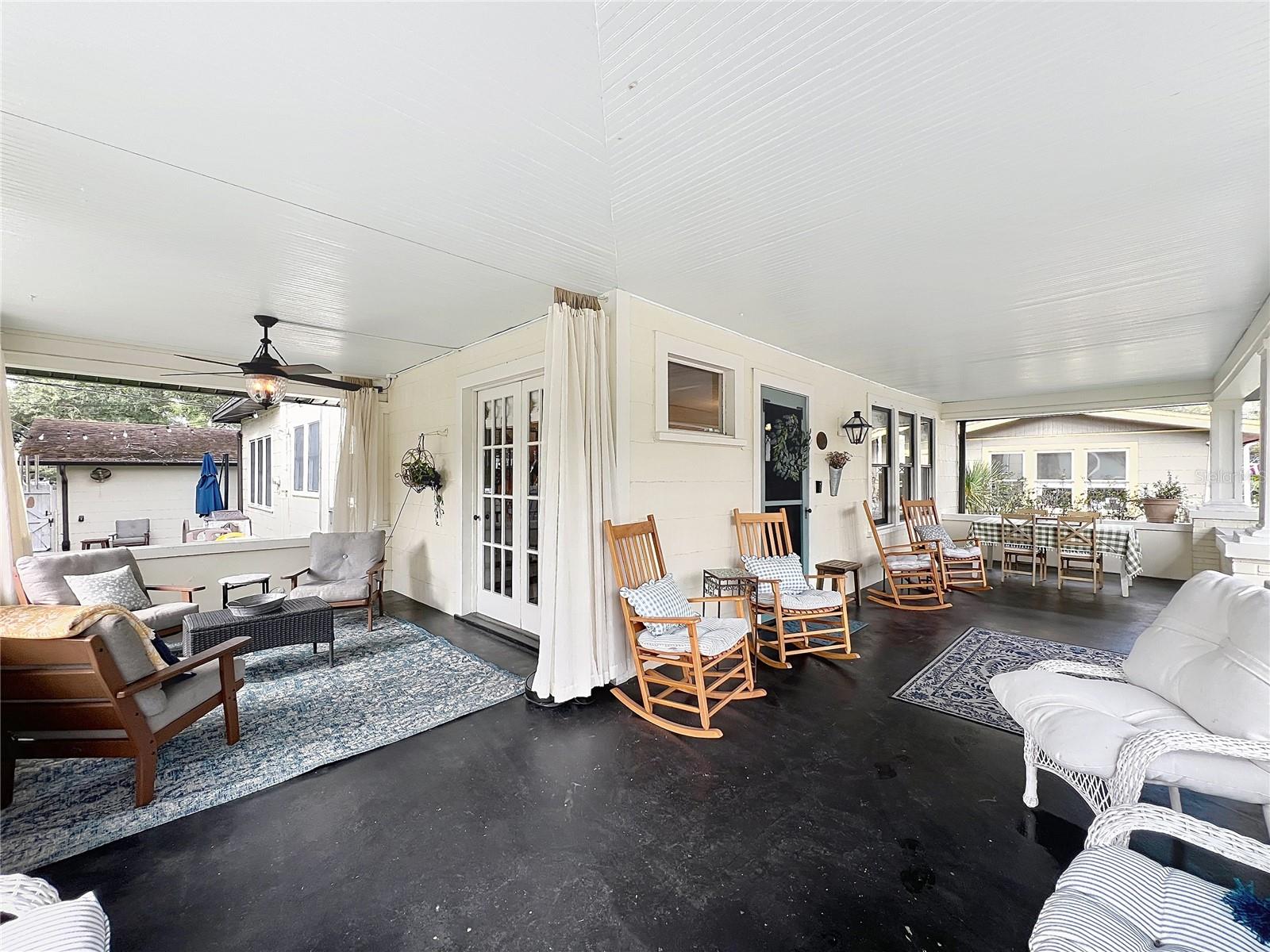 Image 74 of 99 For 1118 Park Avenue