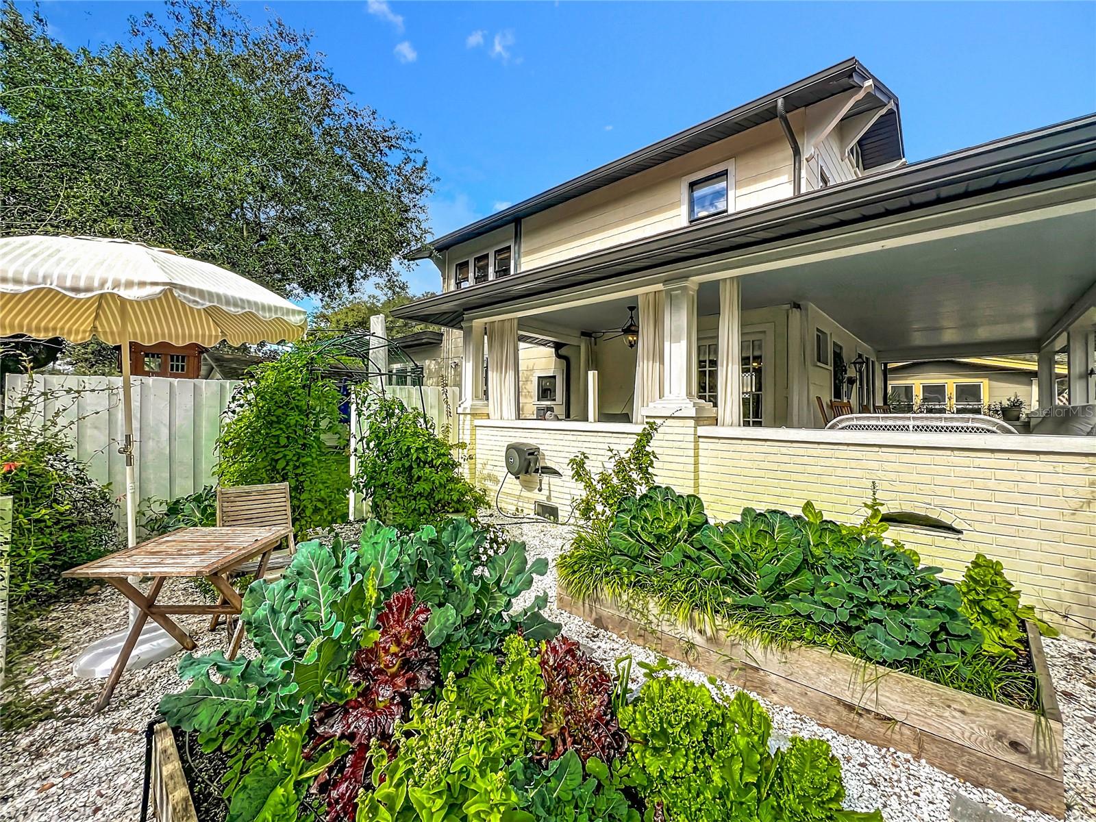 Image 78 of 99 For 1118 Park Avenue