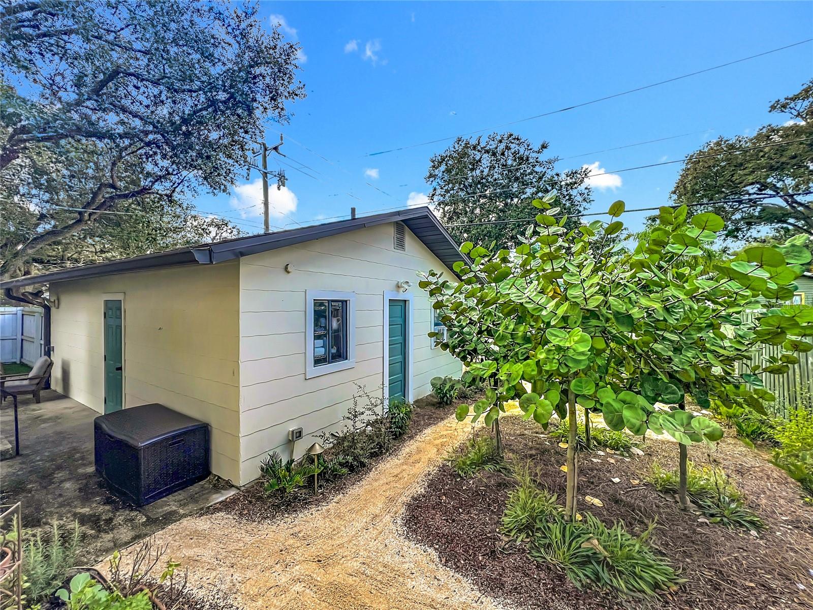 Image 79 of 99 For 1118 Park Avenue