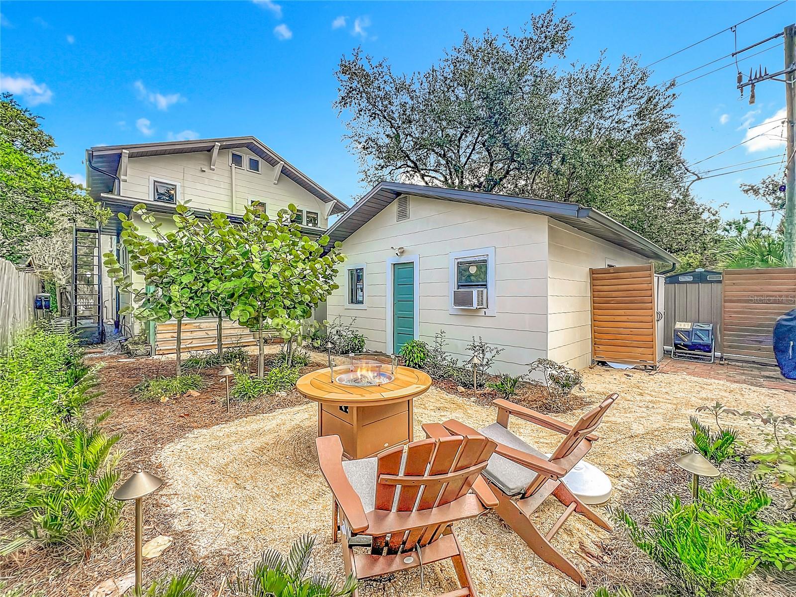 Image 80 of 99 For 1118 Park Avenue