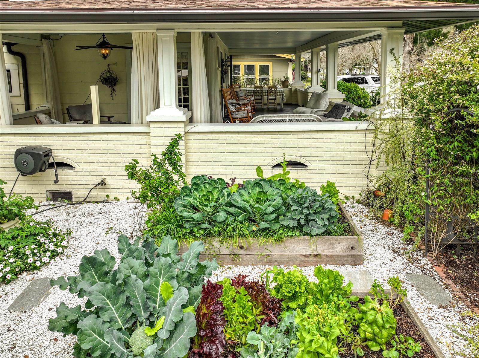 Image 90 of 99 For 1118 Park Avenue