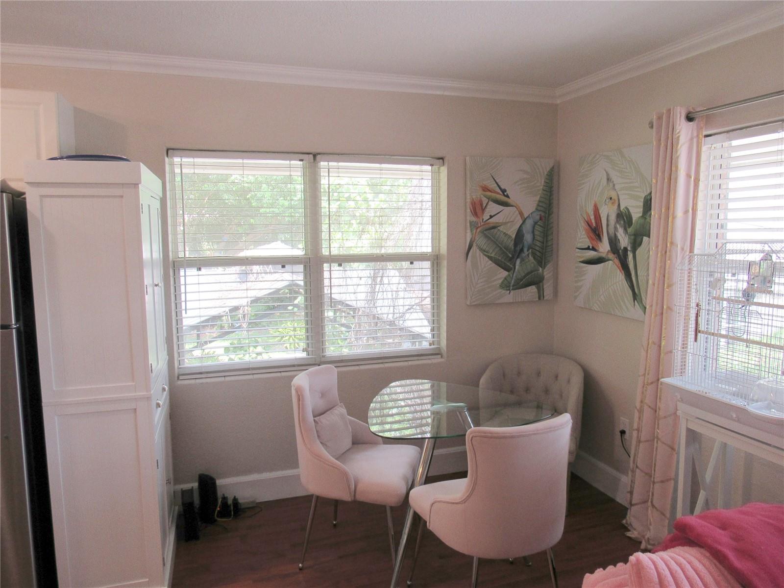 Image 10 of 21 For 719 Mount Vernon Street 8