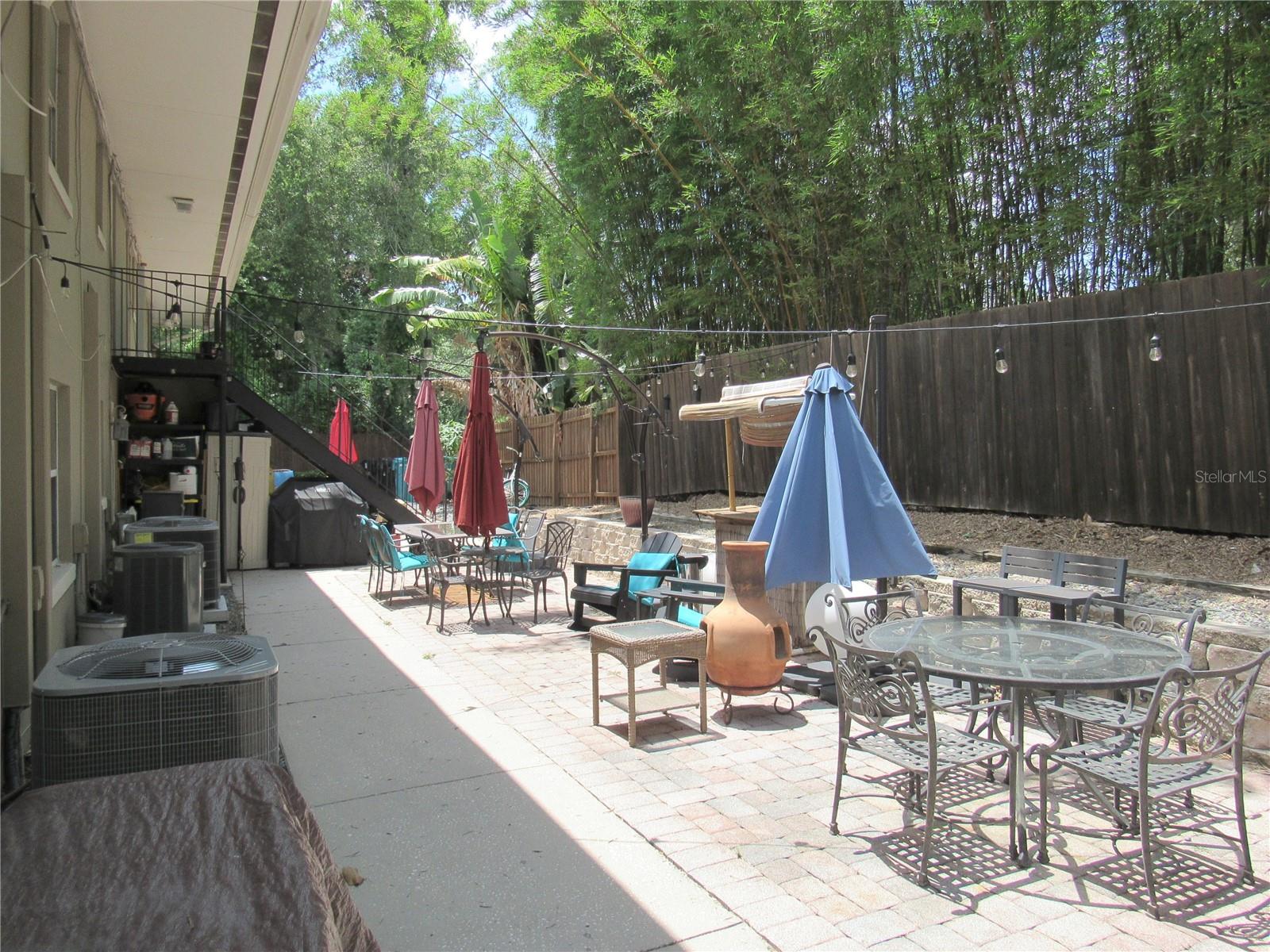 Image 17 of 21 For 719 Mount Vernon Street 8