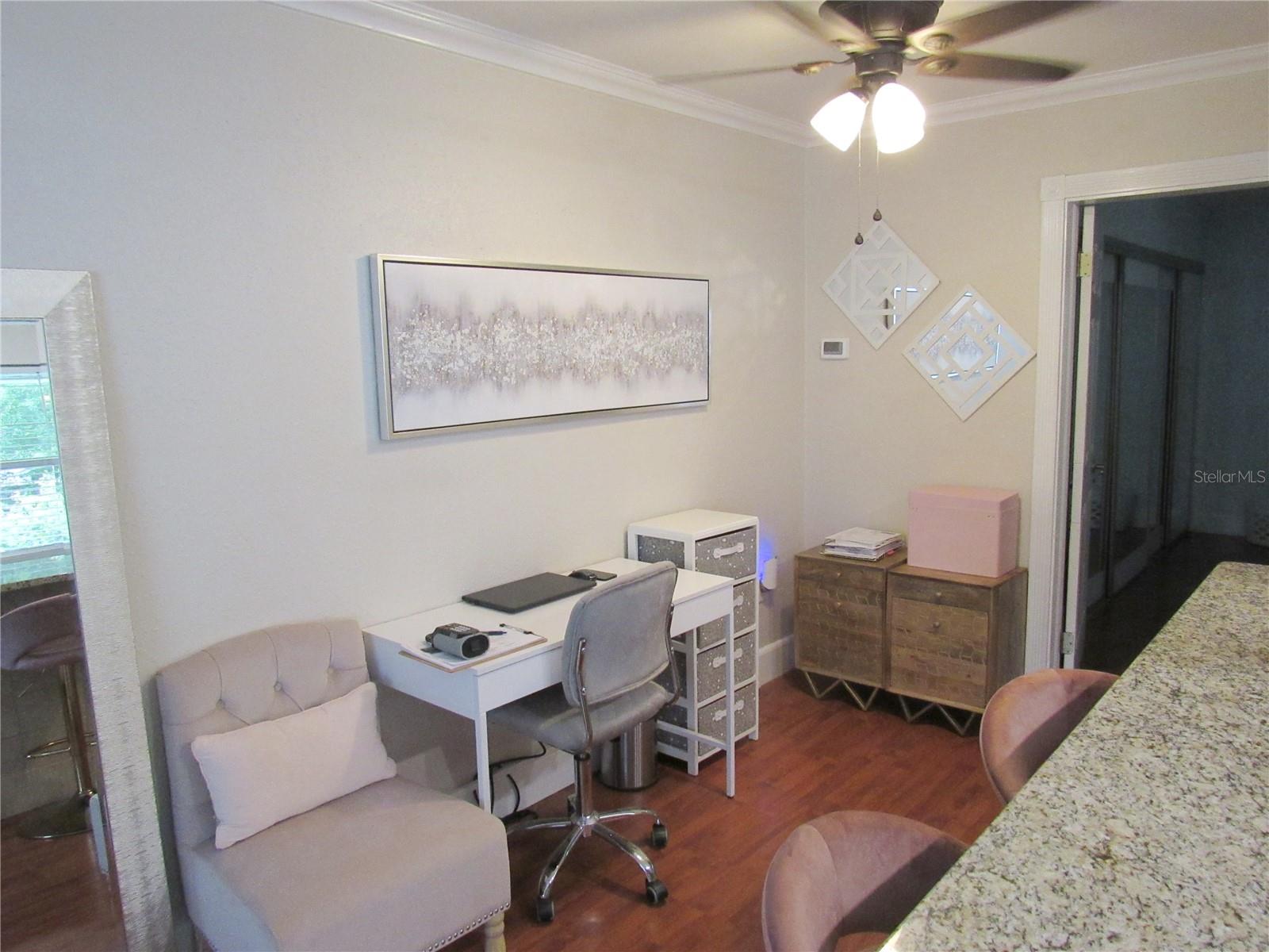 Image 7 of 21 For 719 Mount Vernon Street 8