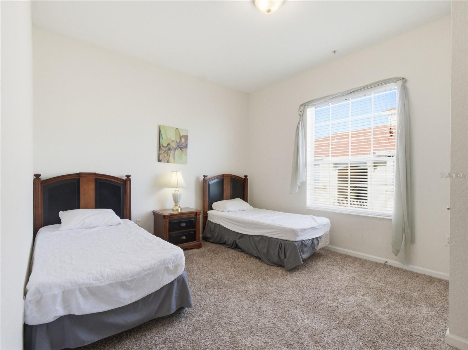 Image 22 of 32 For 4804 Cayview Avenue 40712