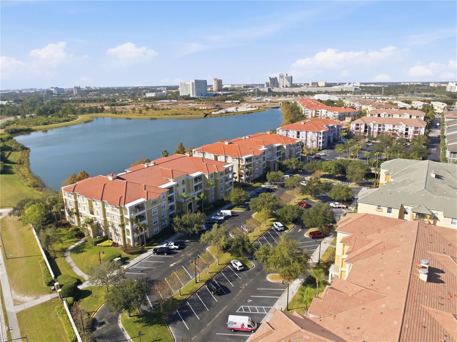 Image 3 of 32 For 4804 Cayview Avenue 40712