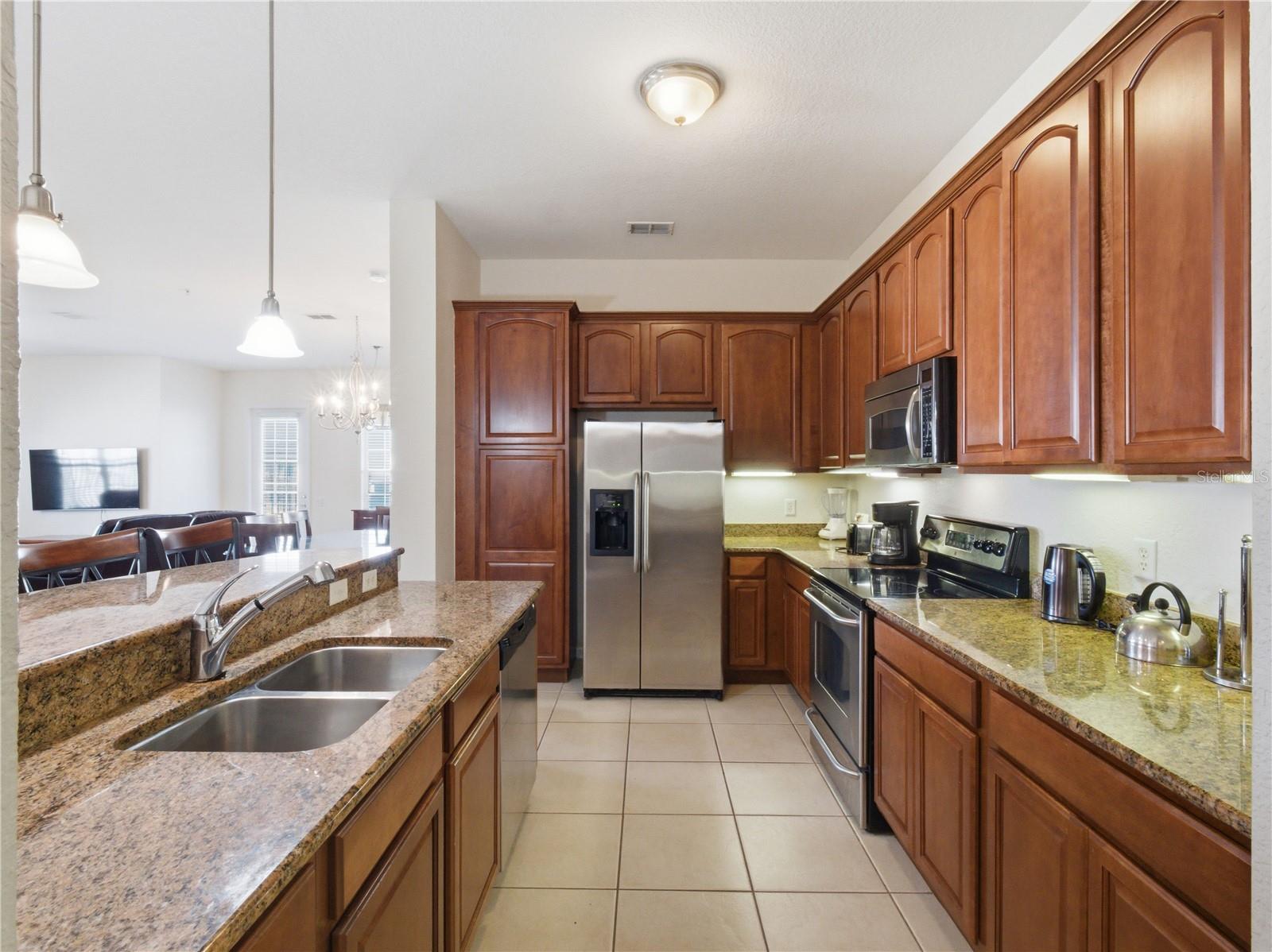 Image 9 of 32 For 4804 Cayview Avenue 40712