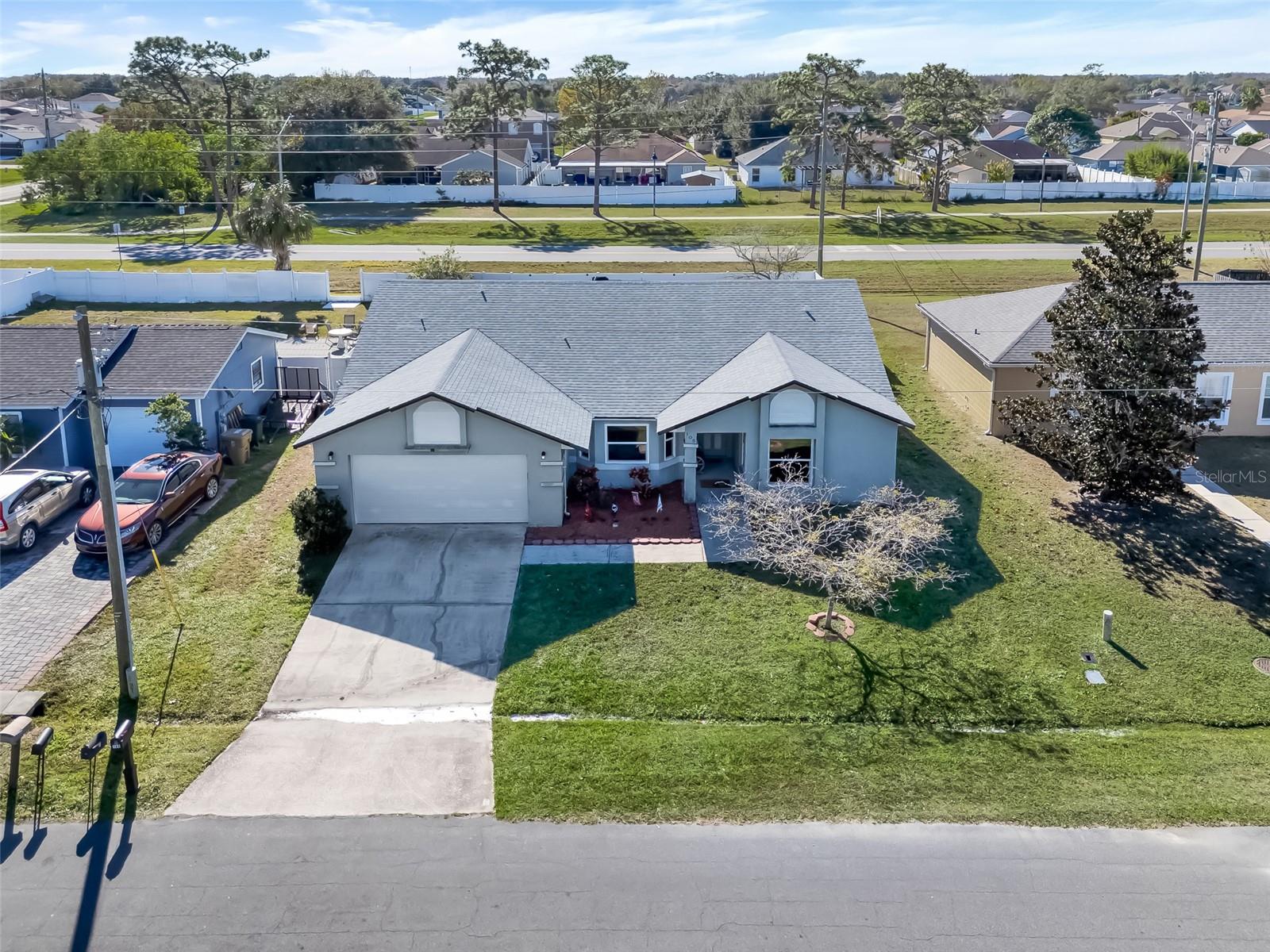 Image 2 of 45 For 105 Dorchester Court