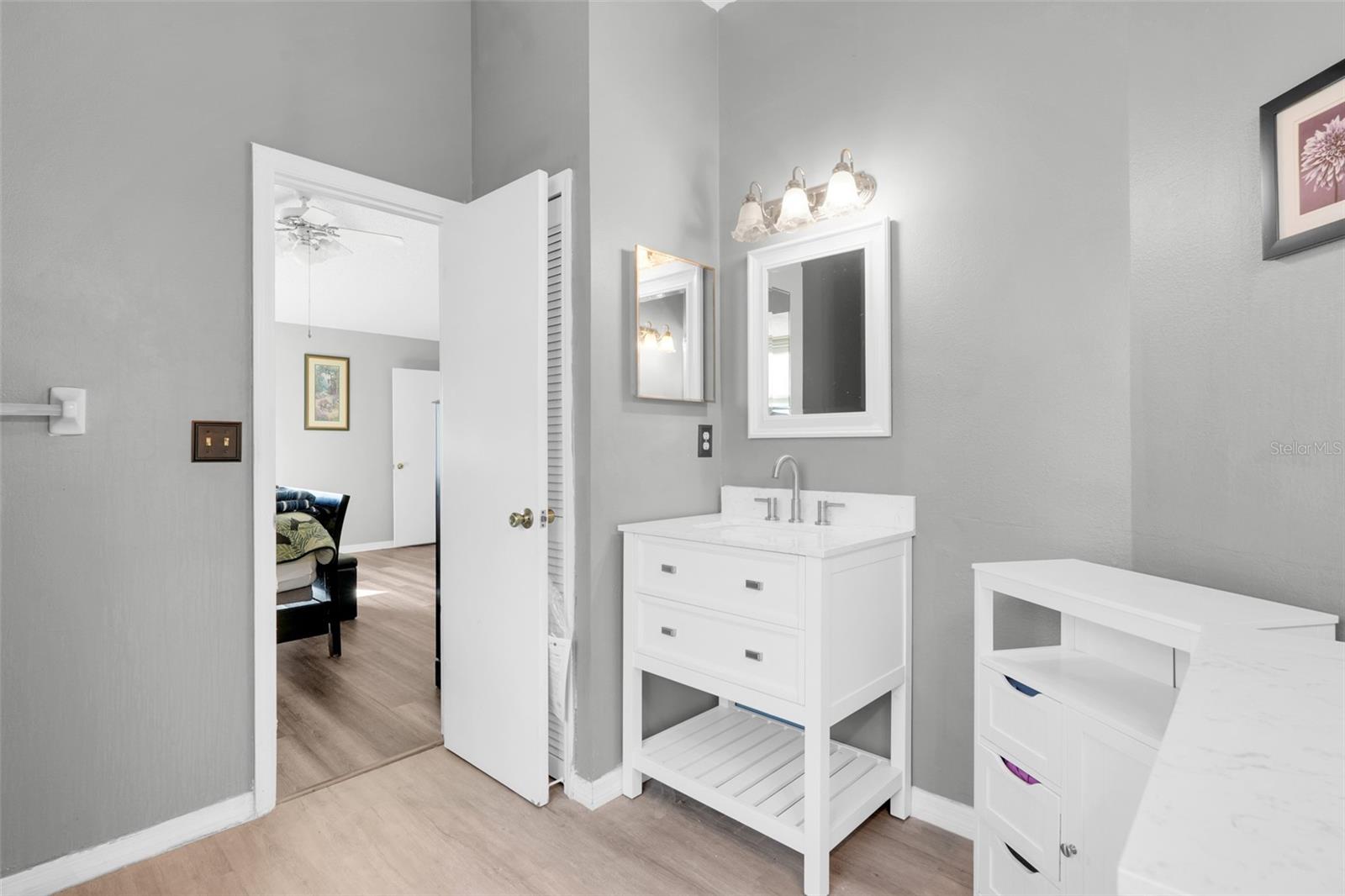 Image 25 of 45 For 105 Dorchester Court