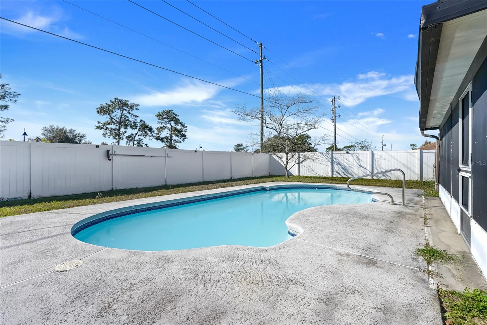 Image 35 of 45 For 105 Dorchester Court