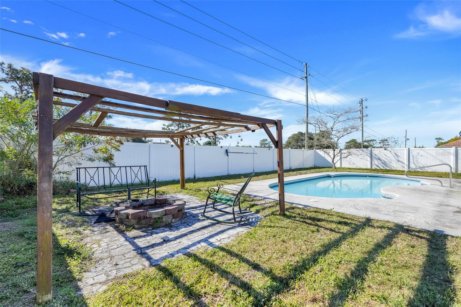 Image 38 of 45 For 105 Dorchester Court