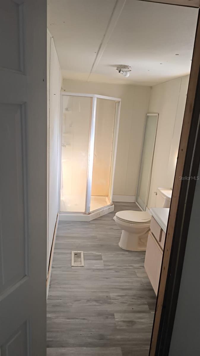 Image 5 of 7 For 117 Ne 170 Th Court