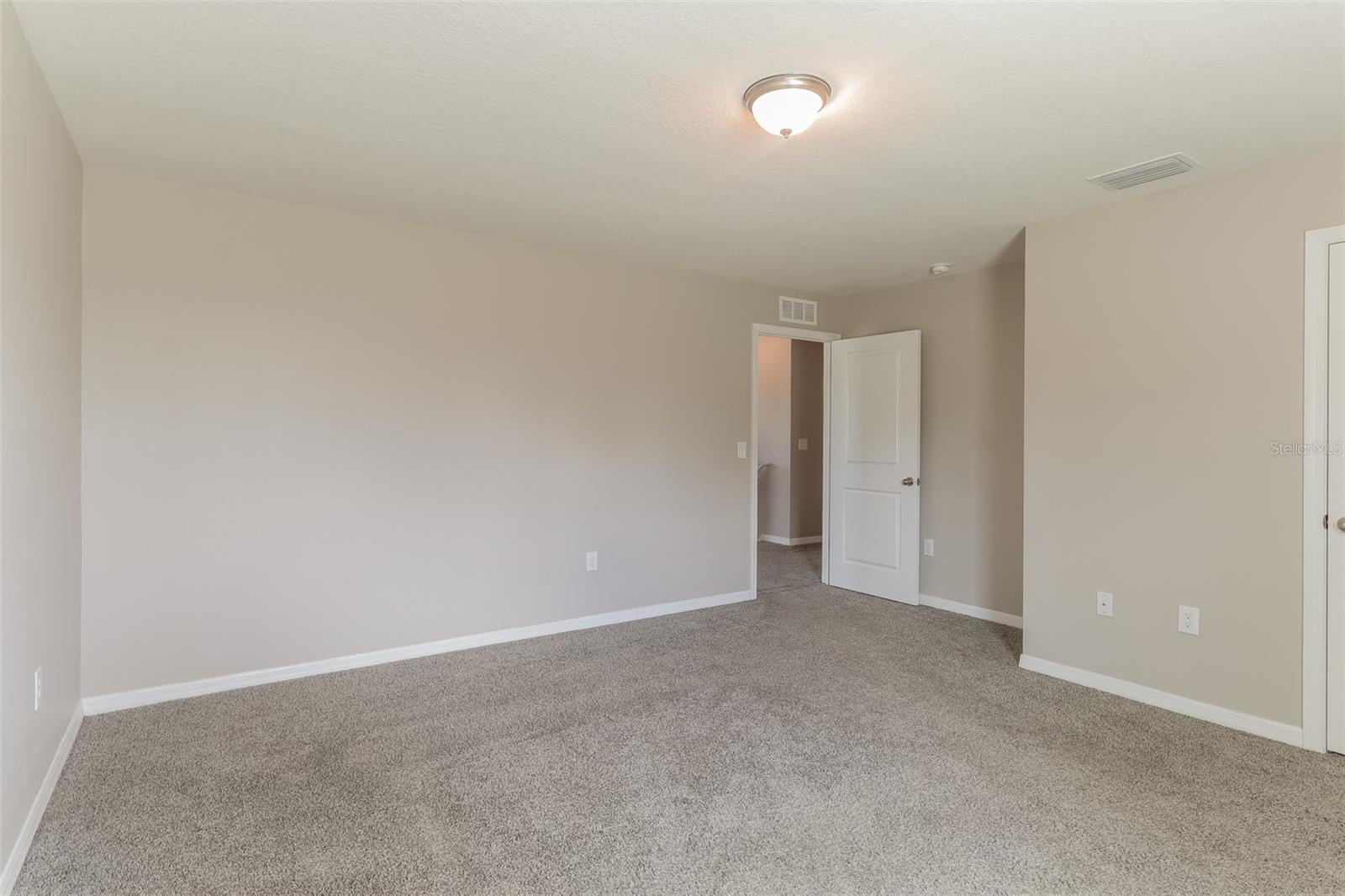 Image 17 of 22 For 13628 Covey Run Place