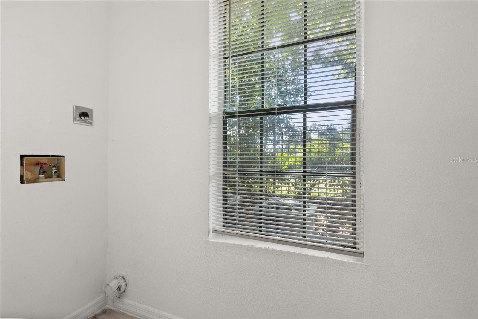 Image 14 of 27 For 236 Afton Square 109