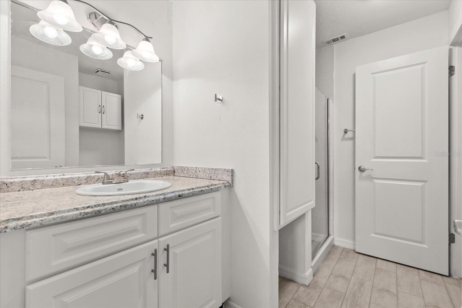 Image 16 of 27 For 236 Afton Square 109