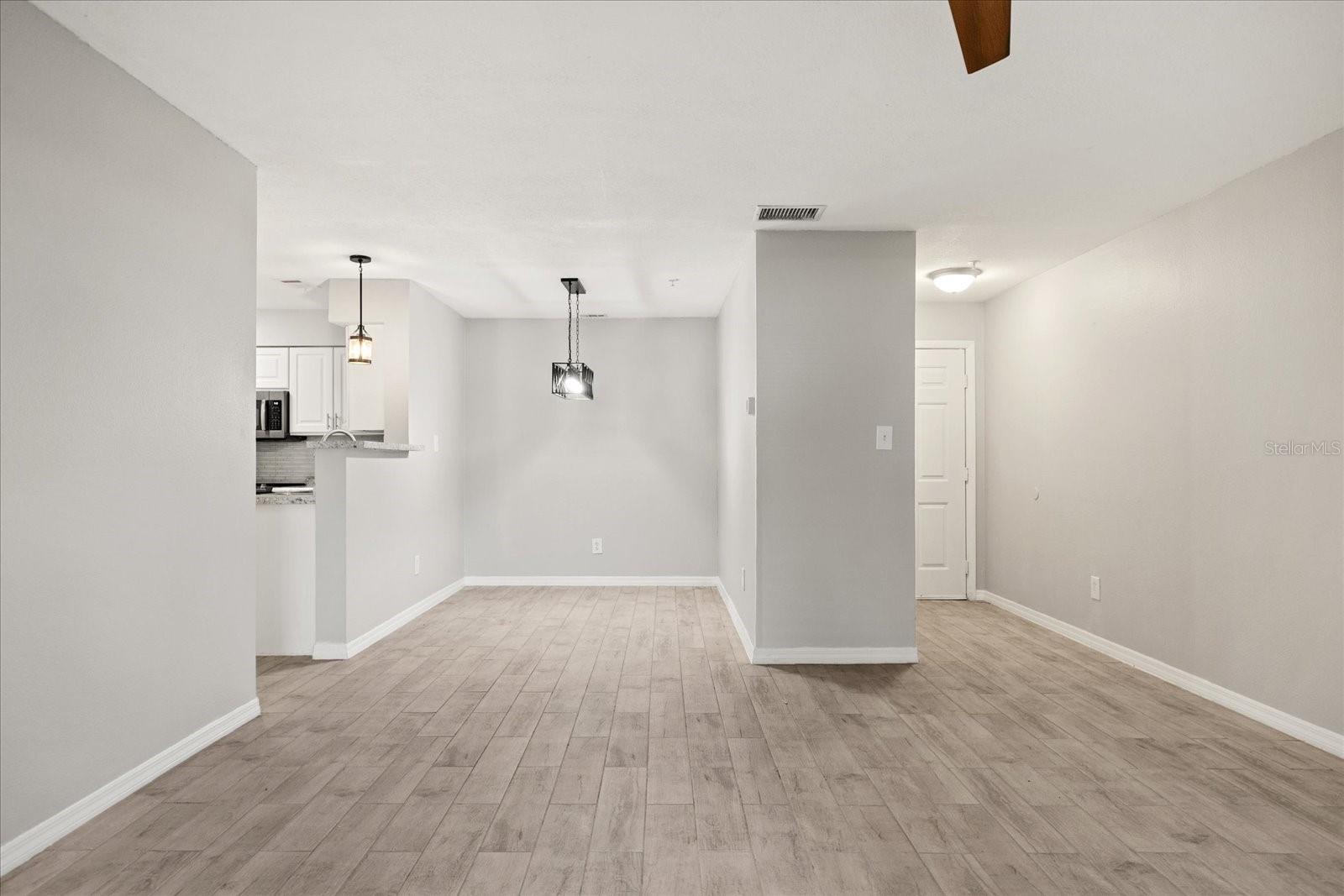 Image 9 of 27 For 236 Afton Square 109