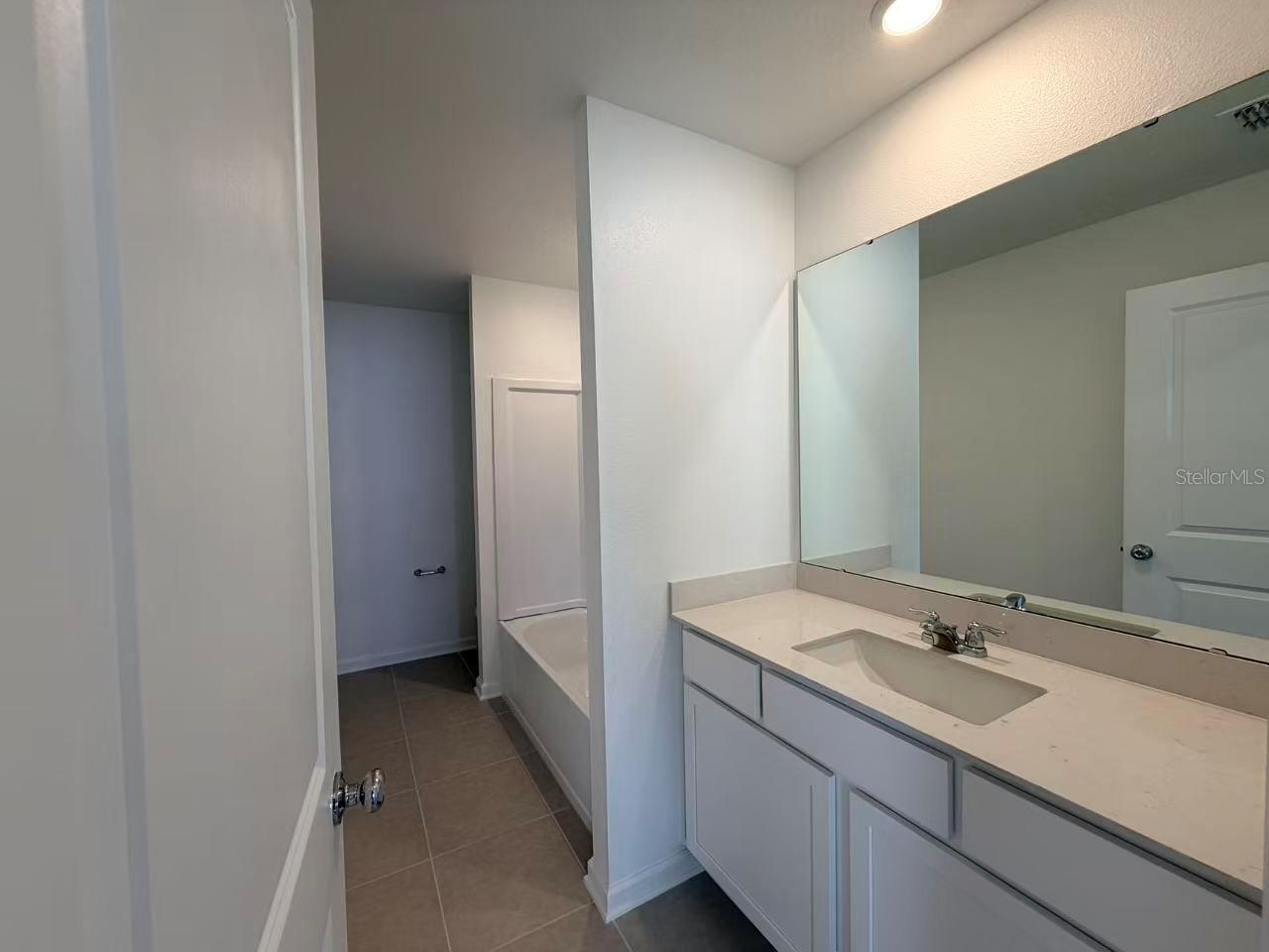 Image 20 of 26 For 3626 Hardman