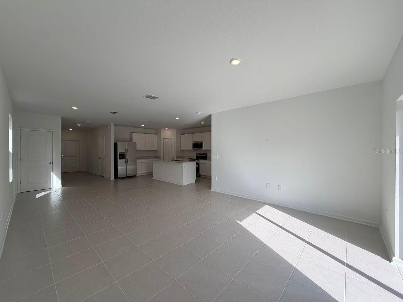 Image 4 of 26 For 3626 Hardman