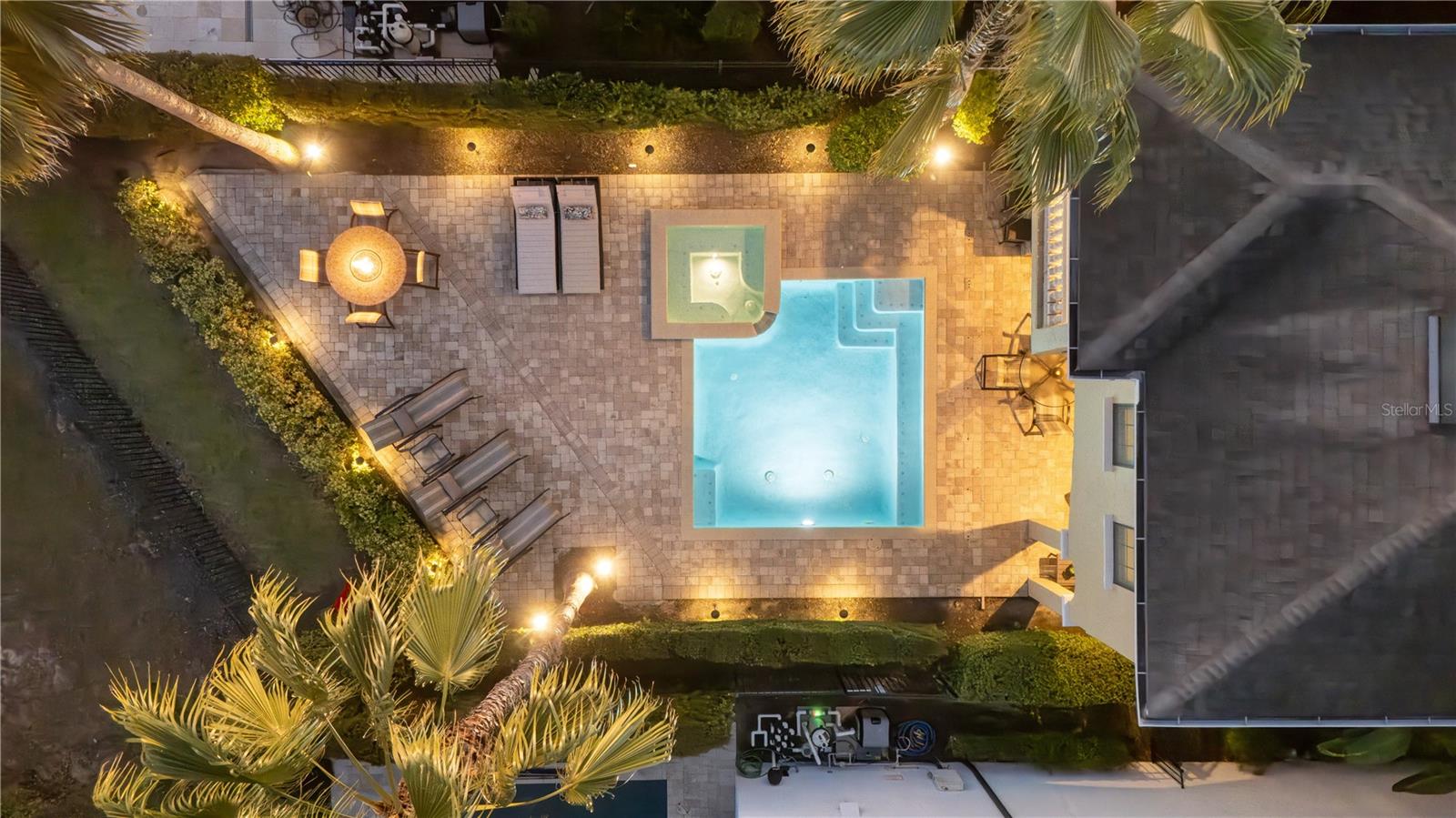 Image 9 of 57 For 7816 Loxahatchee Court