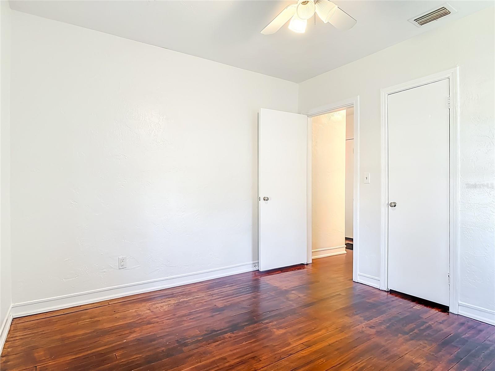 Image 16 of 43 For 340 Zelda Boulevard