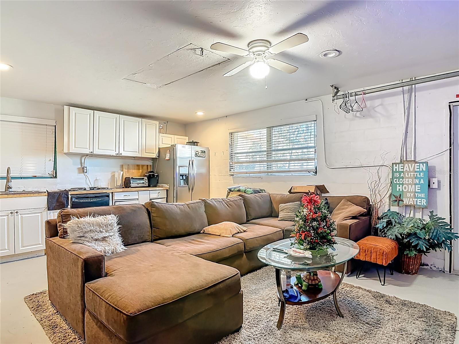 Image 23 of 43 For 340 Zelda Boulevard