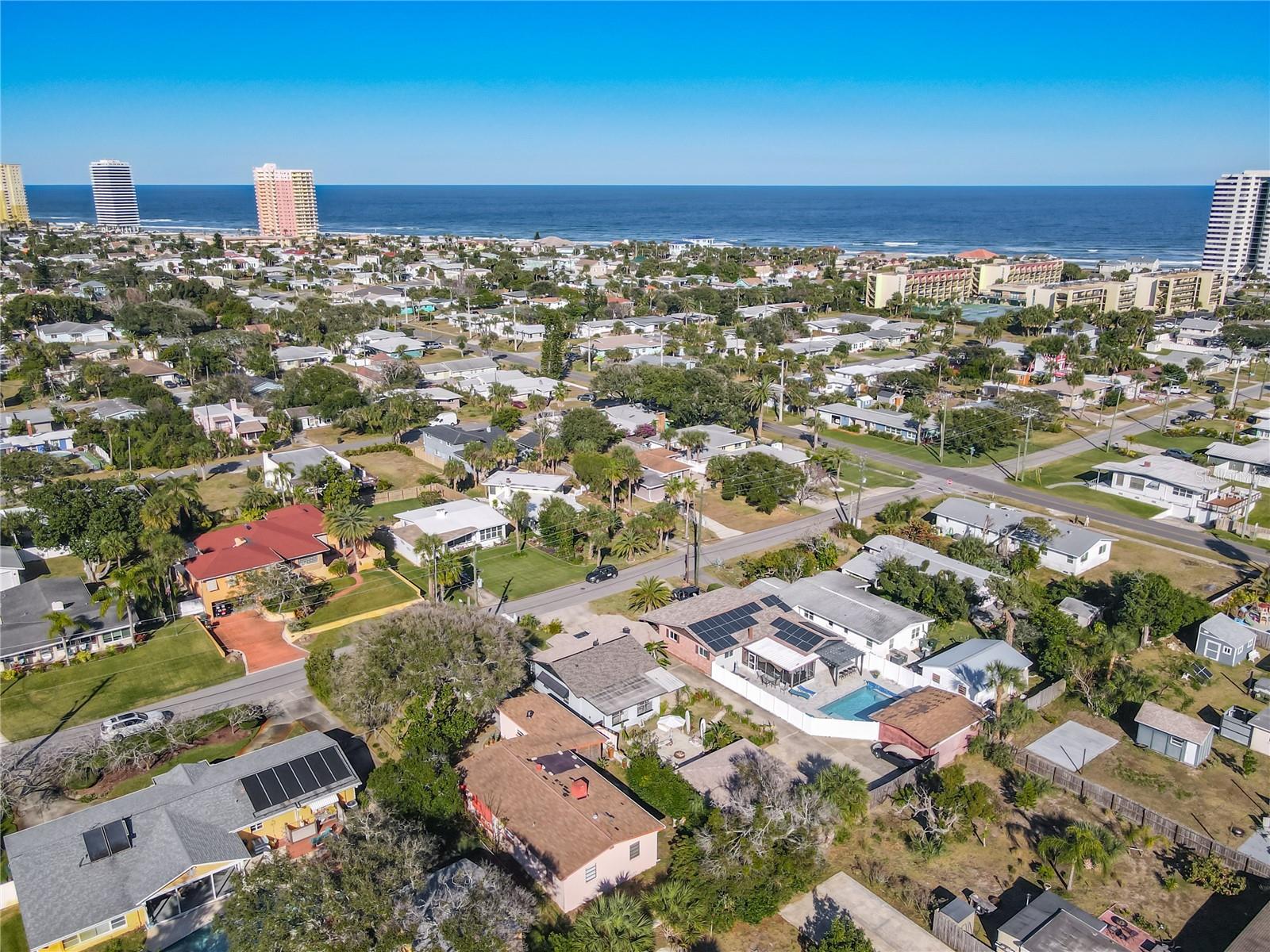 Image 36 of 43 For 340 Zelda Boulevard