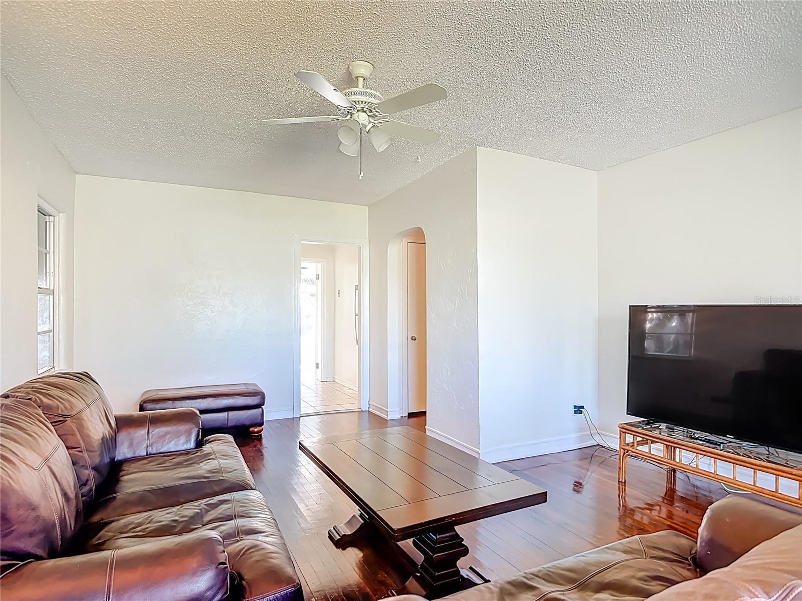 Image 4 of 43 For 340 Zelda Boulevard