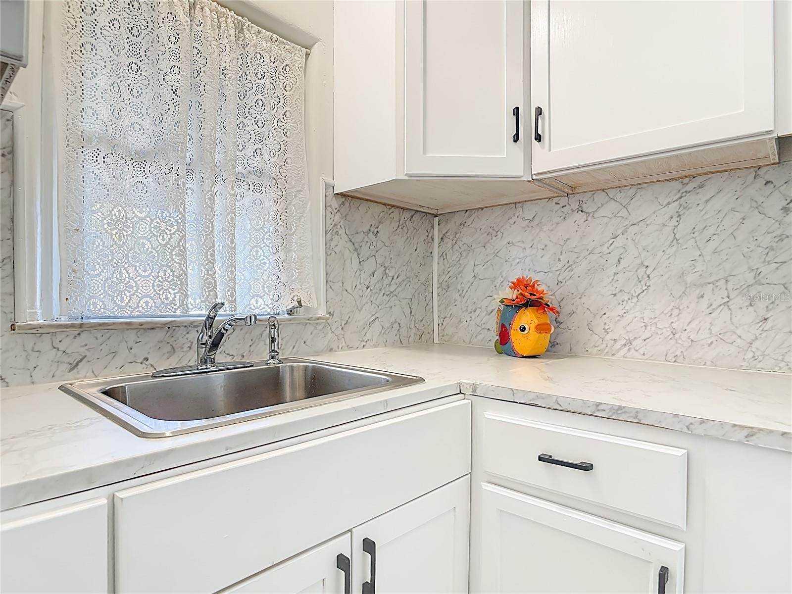 Image 7 of 43 For 340 Zelda Boulevard