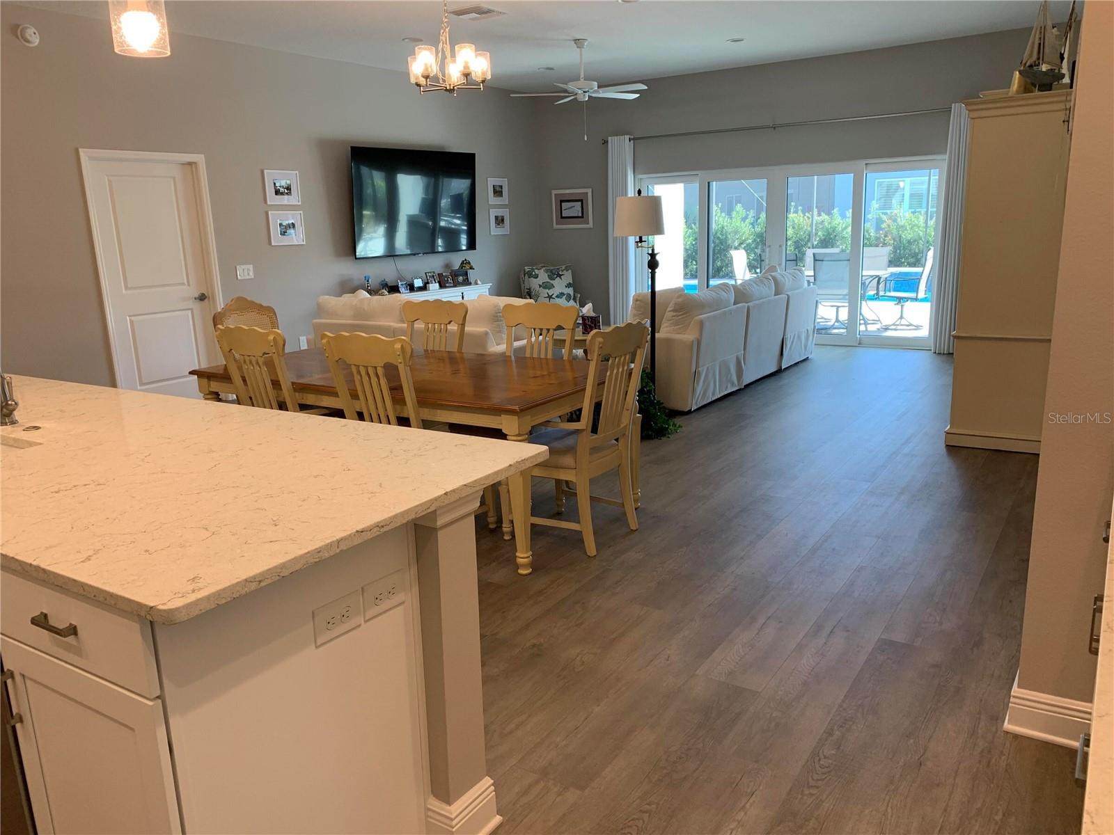 Image 17 of 24 For 775 Shivers Loop