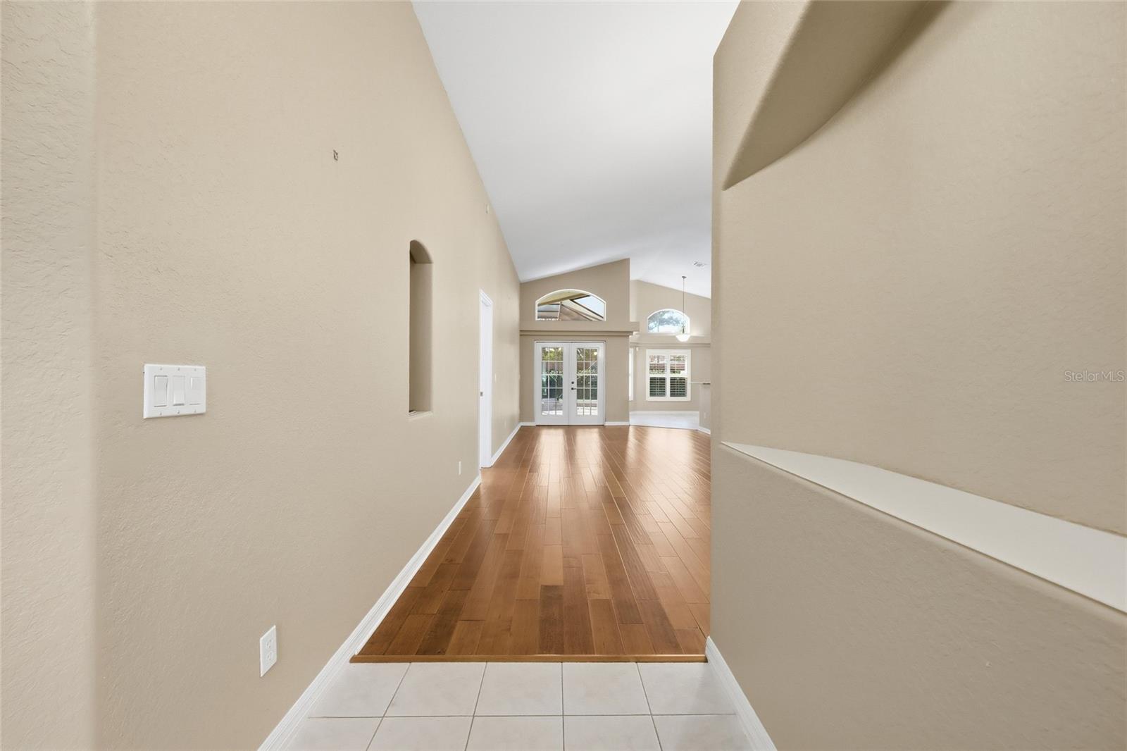 Image 6 of 40 For 6645 Franconia Drive