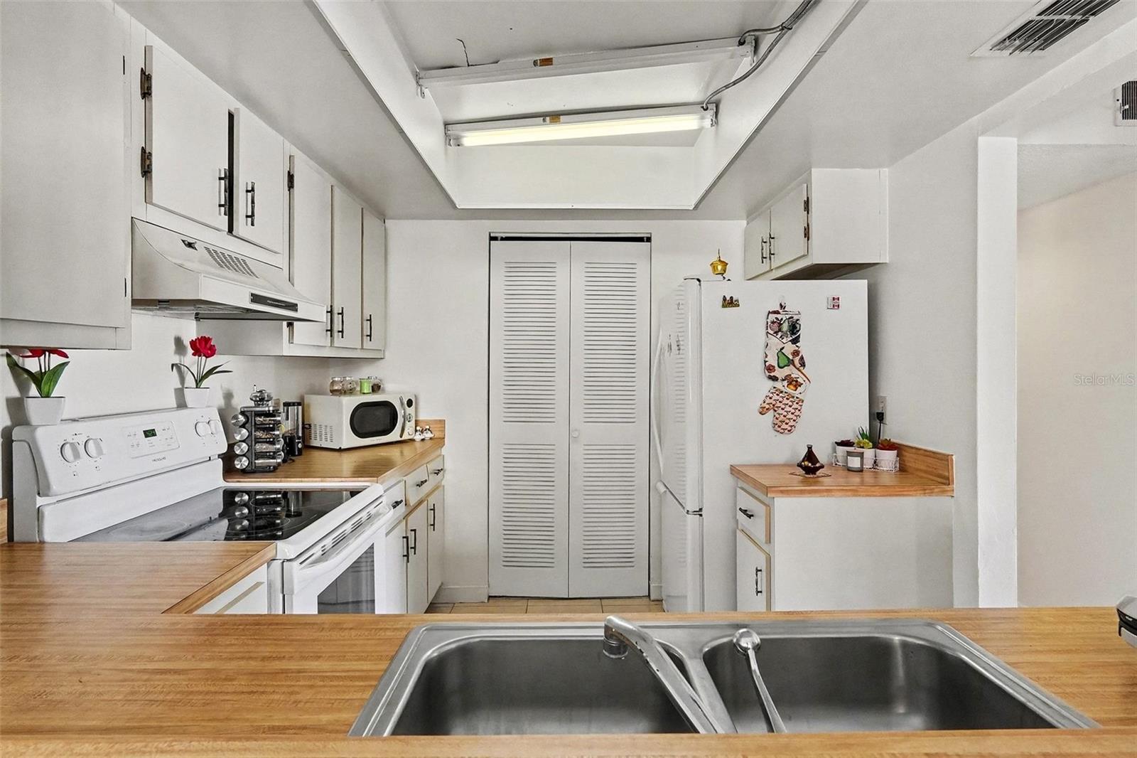 Image 16 of 41 For 2514 Citrus Club Lane 2514