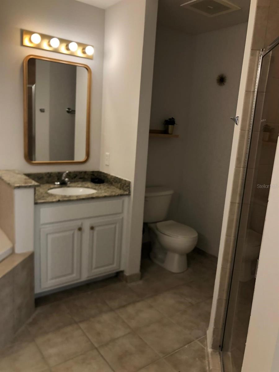 Image 10 of 28 For 8762 Worldquest Boulevard 6404