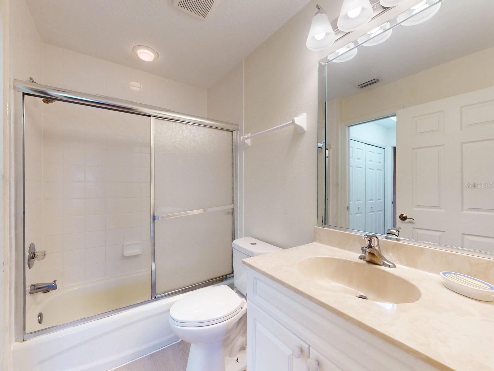 Image 17 of 69 For 5300 Atlantic Avenue 4-503