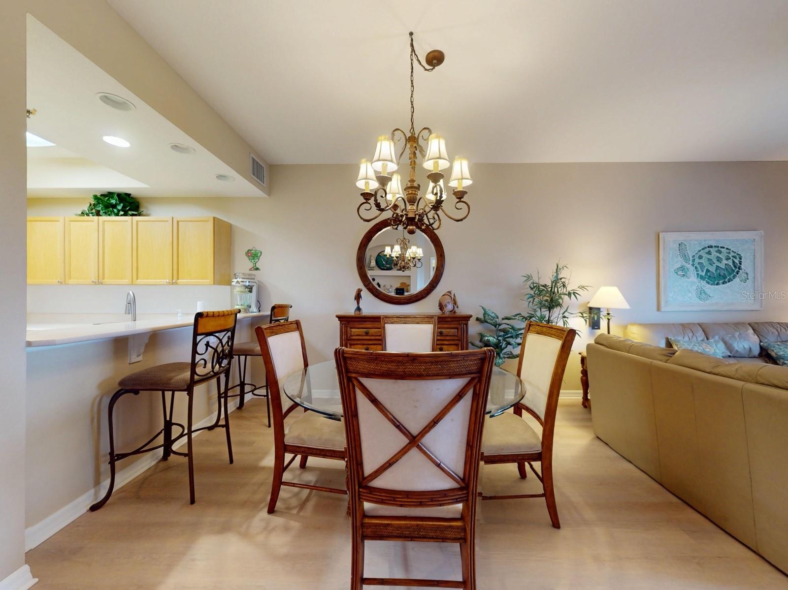 Image 29 of 69 For 5300 Atlantic Avenue 4-503