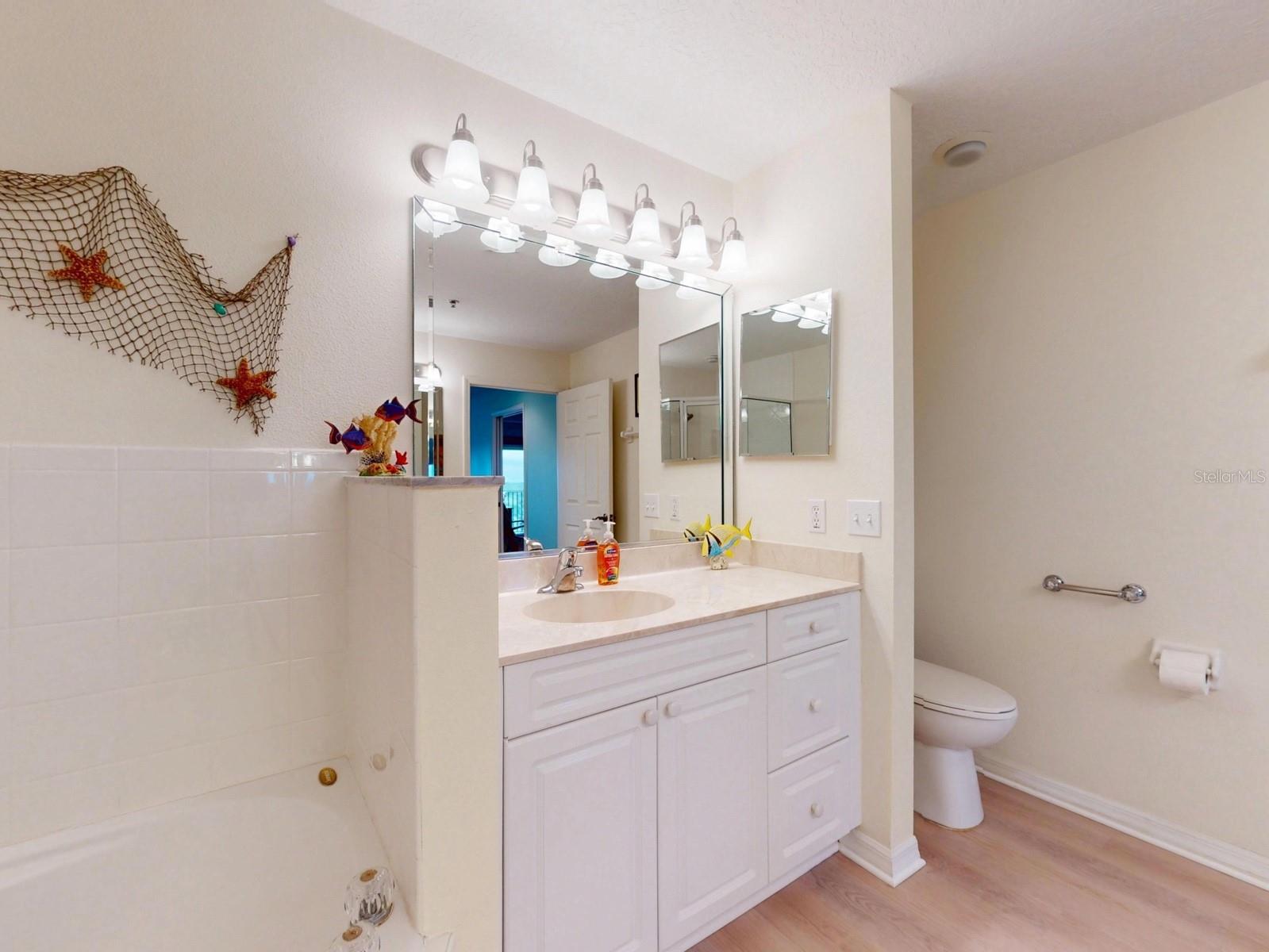 Image 46 of 69 For 5300 Atlantic Avenue 4-503