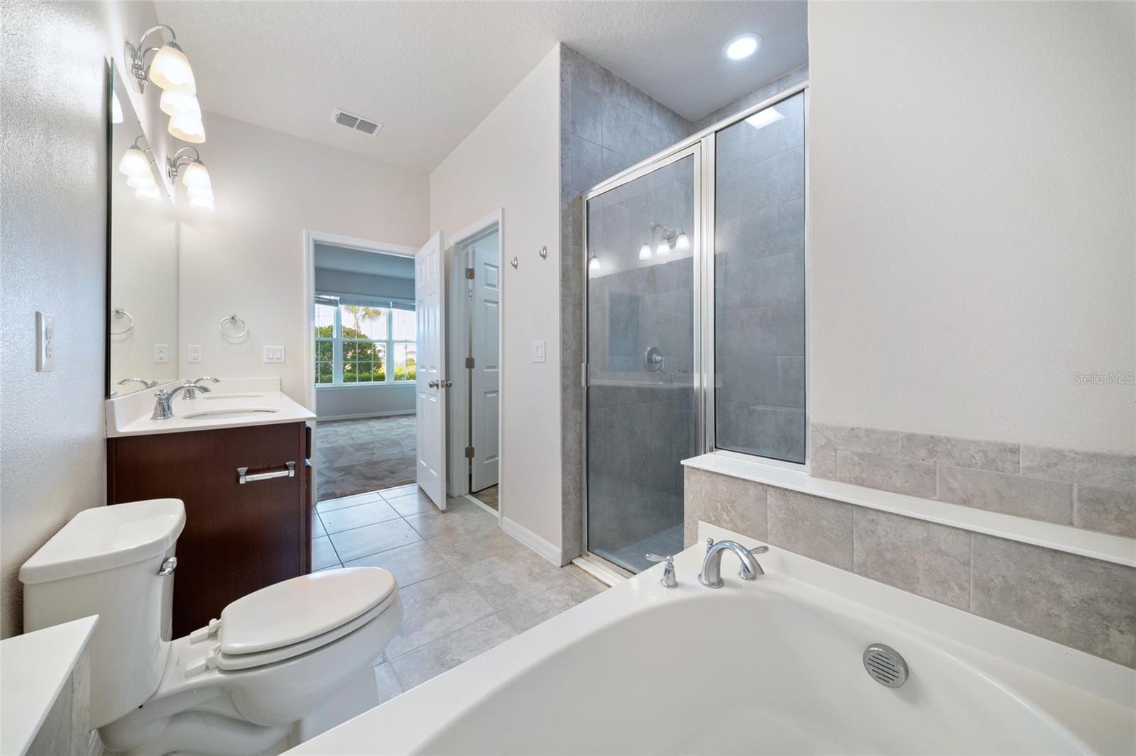 Image 23 of 46 For 2481 Toscolona Drive