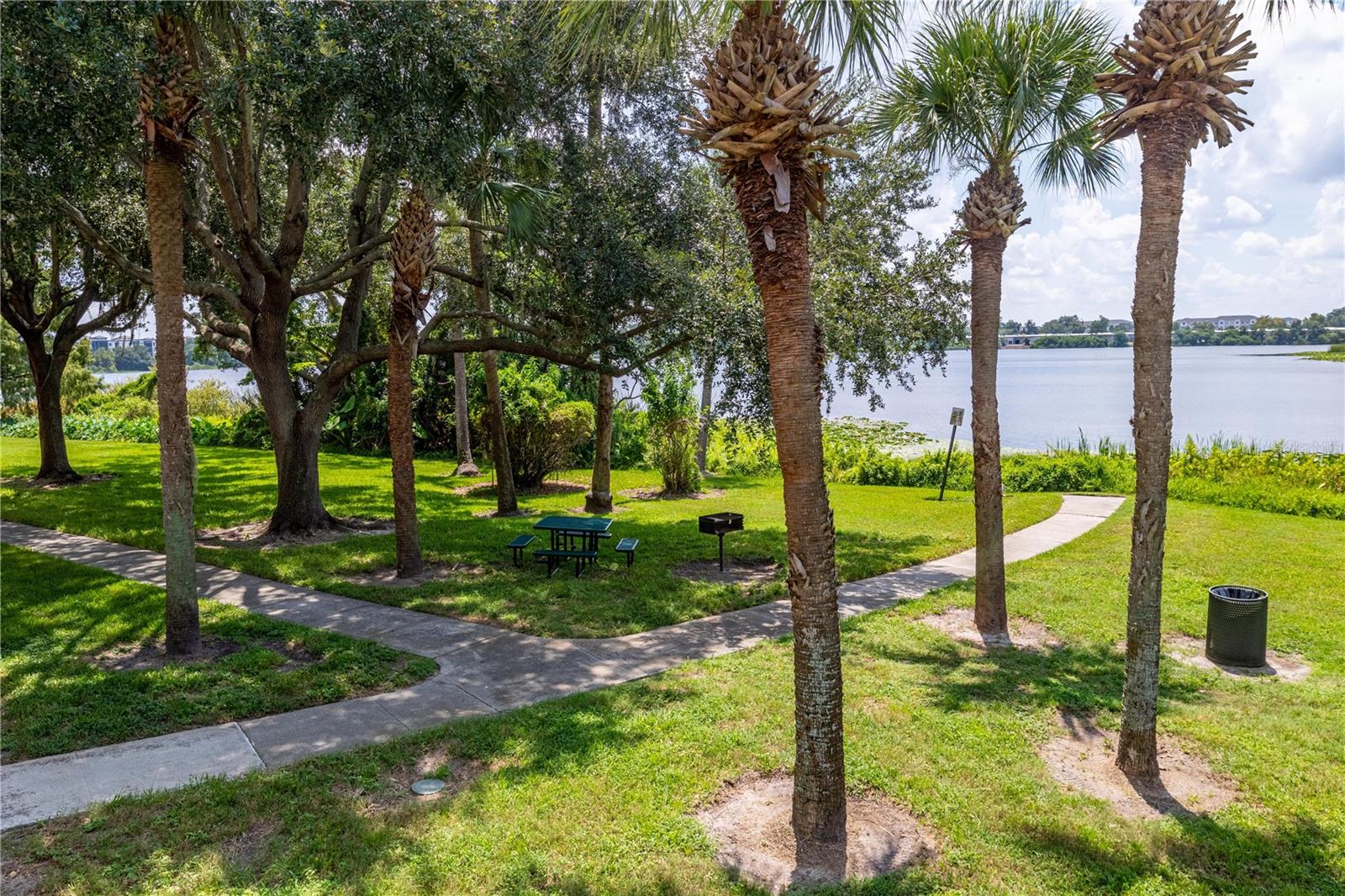 Image 14 of 30 For 1275 Lake Shadow Circle 13107