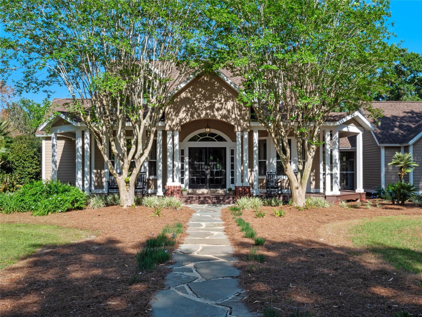 Image 10 of 67 For 6037 Lake Erie Road