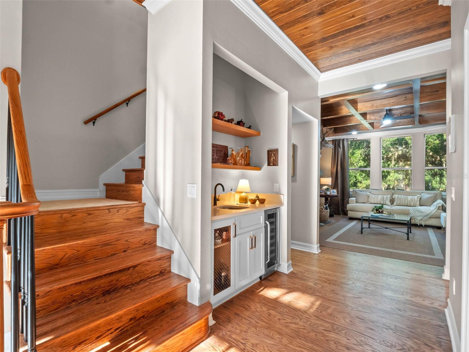 Image 16 of 67 For 6037 Lake Erie Road