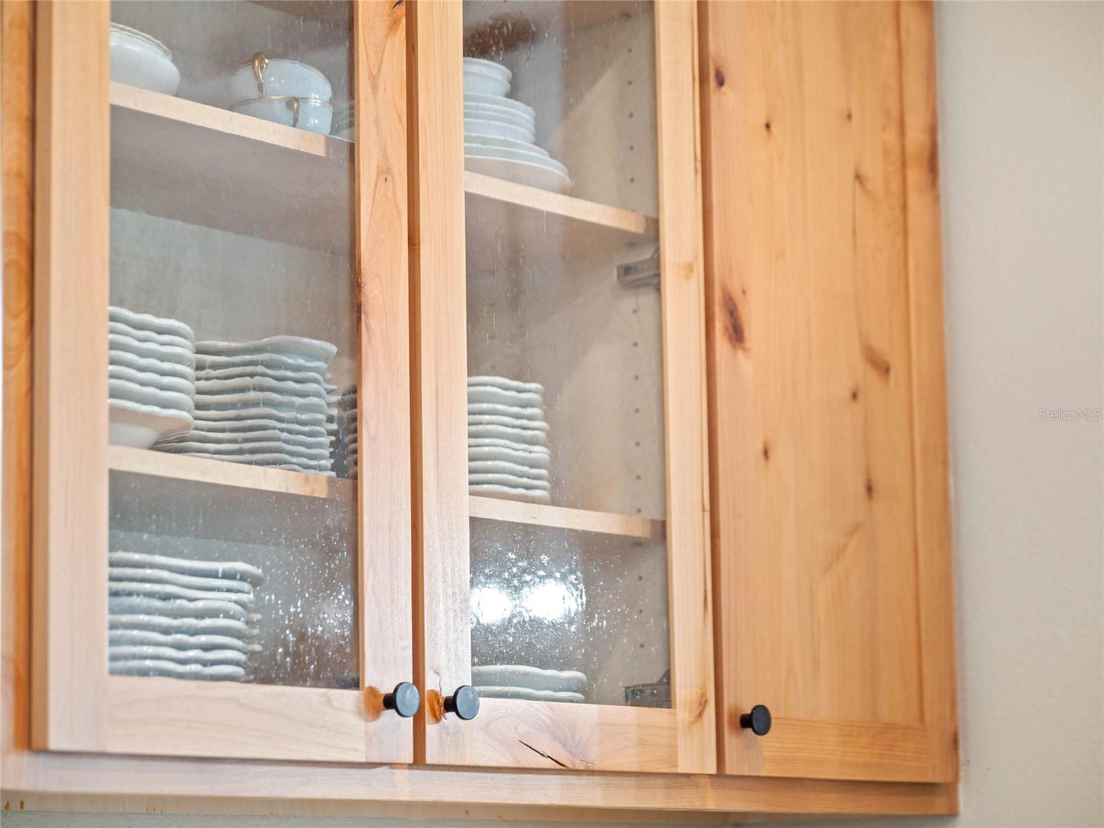 Image 29 of 67 For 6037 Lake Erie Road