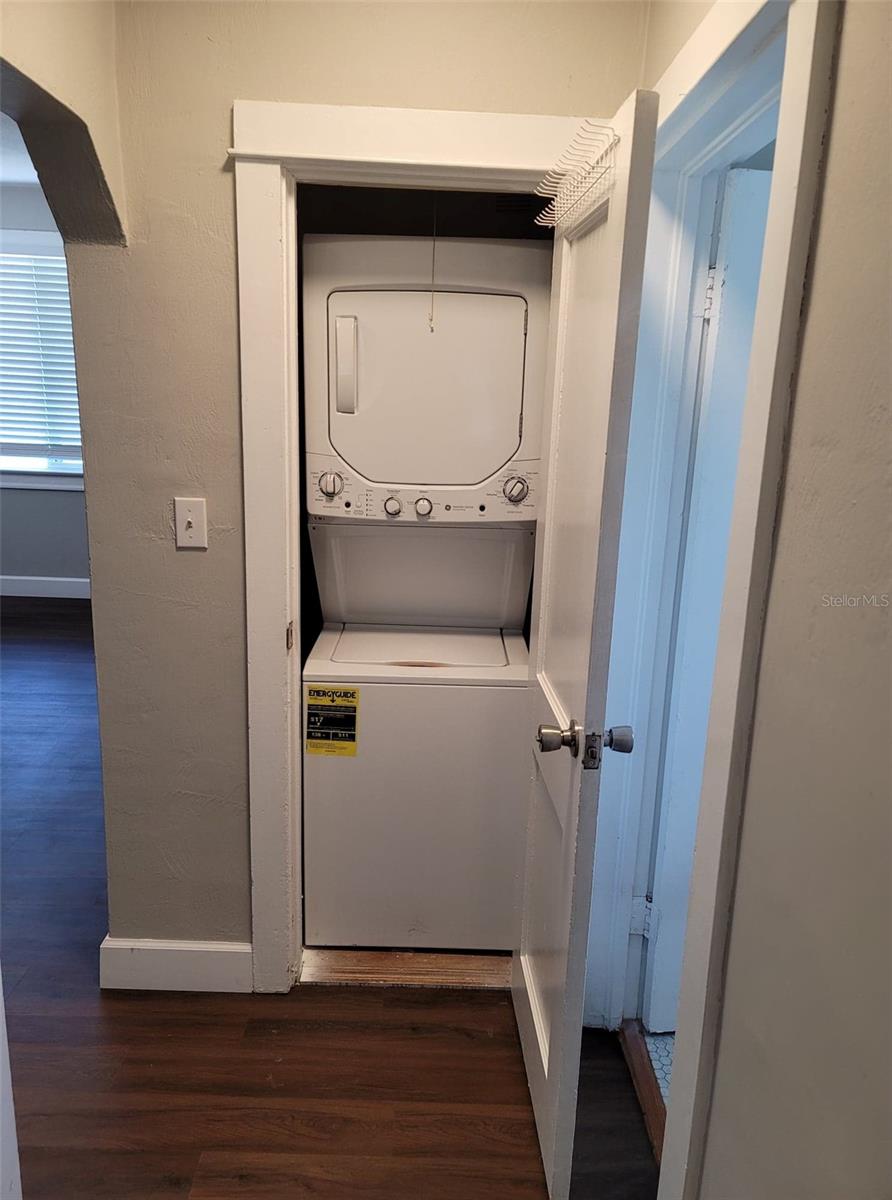 Image 26 of 39 For 3301 Woodlawn Avenue