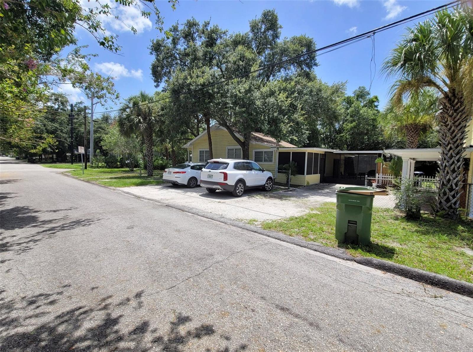 Image 4 of 39 For 3301 Woodlawn Avenue