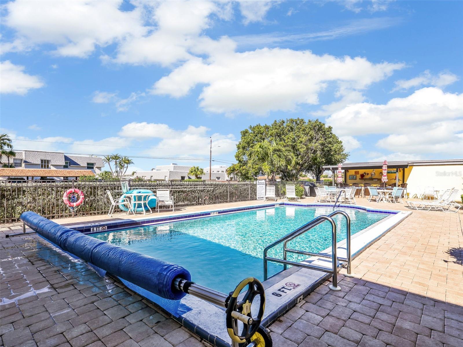 Image 26 of 37 For 4021 19th Avenue 201