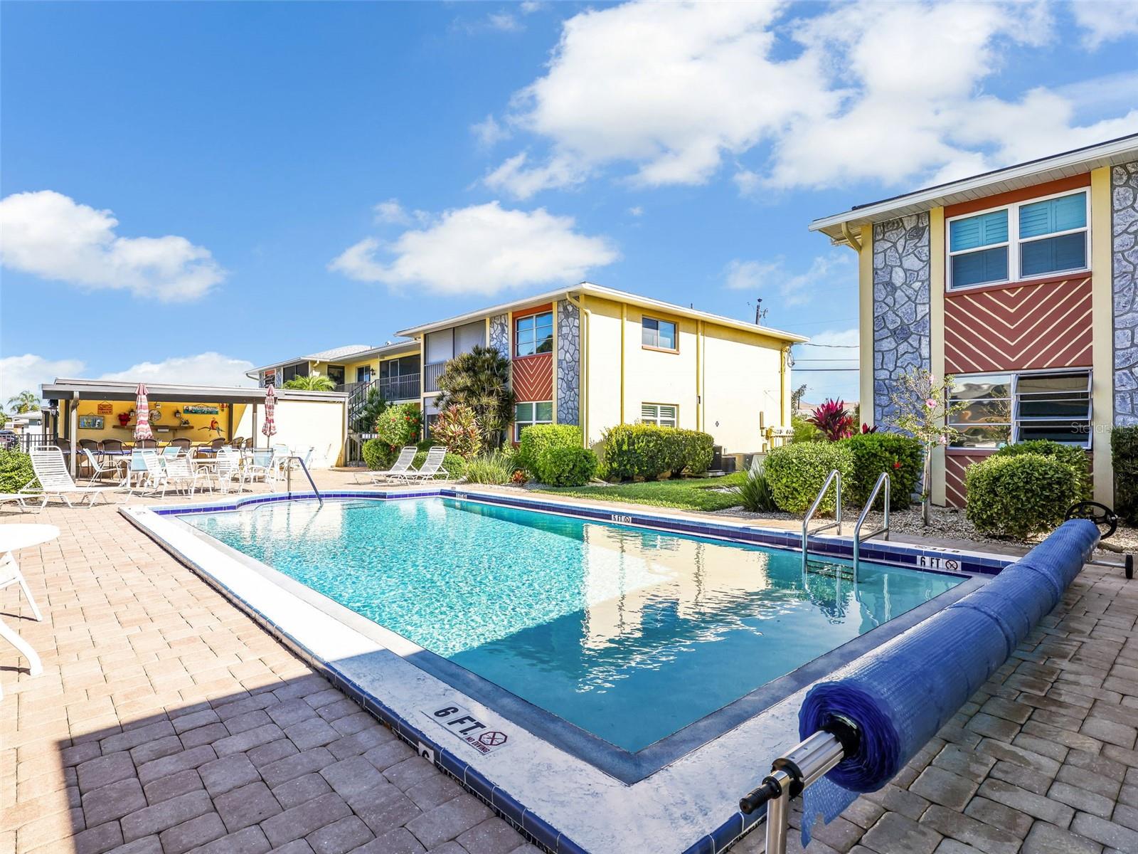 Image 27 of 37 For 4021 19th Avenue 201