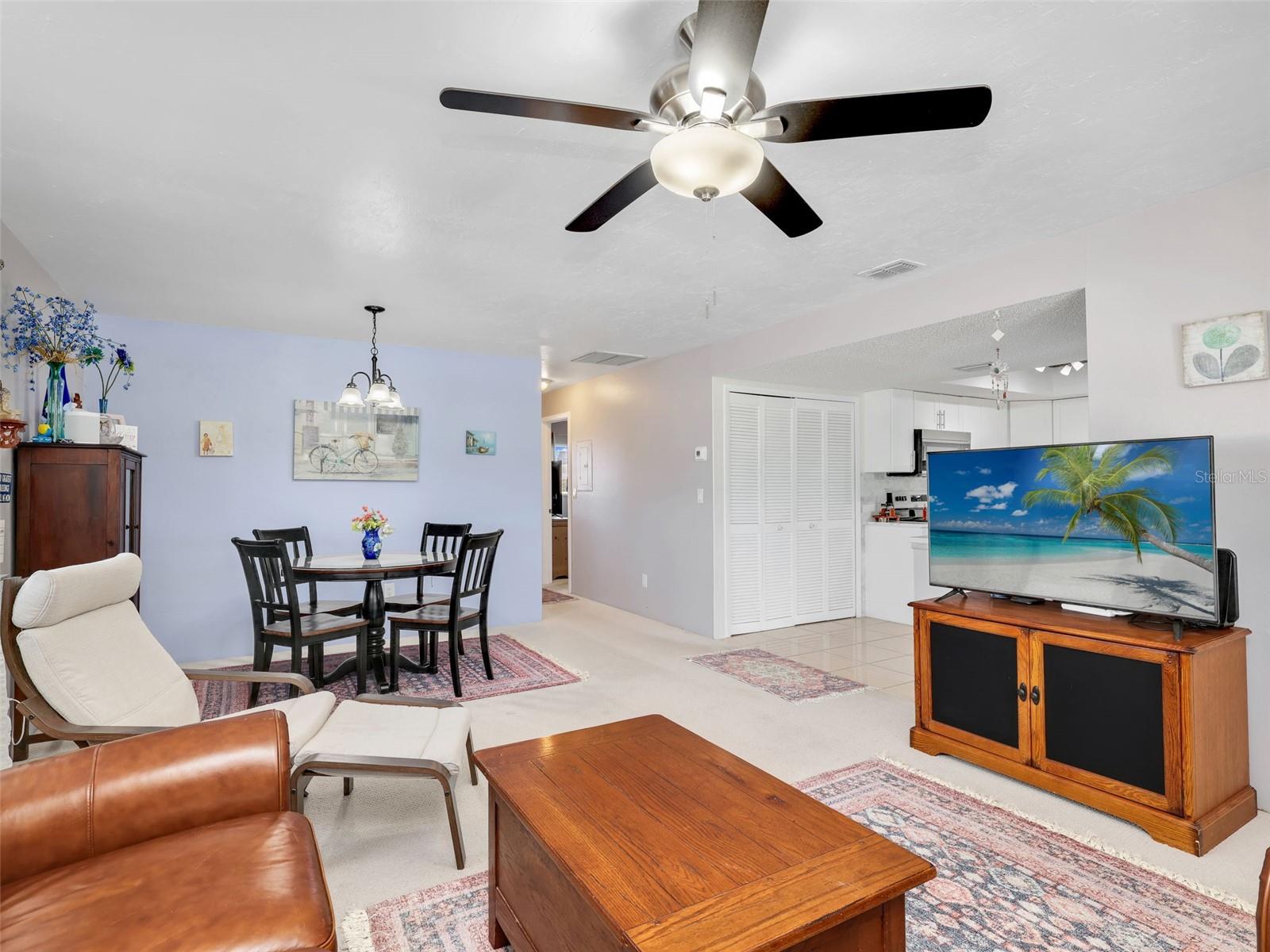 Image 9 of 37 For 4021 19th Avenue 201