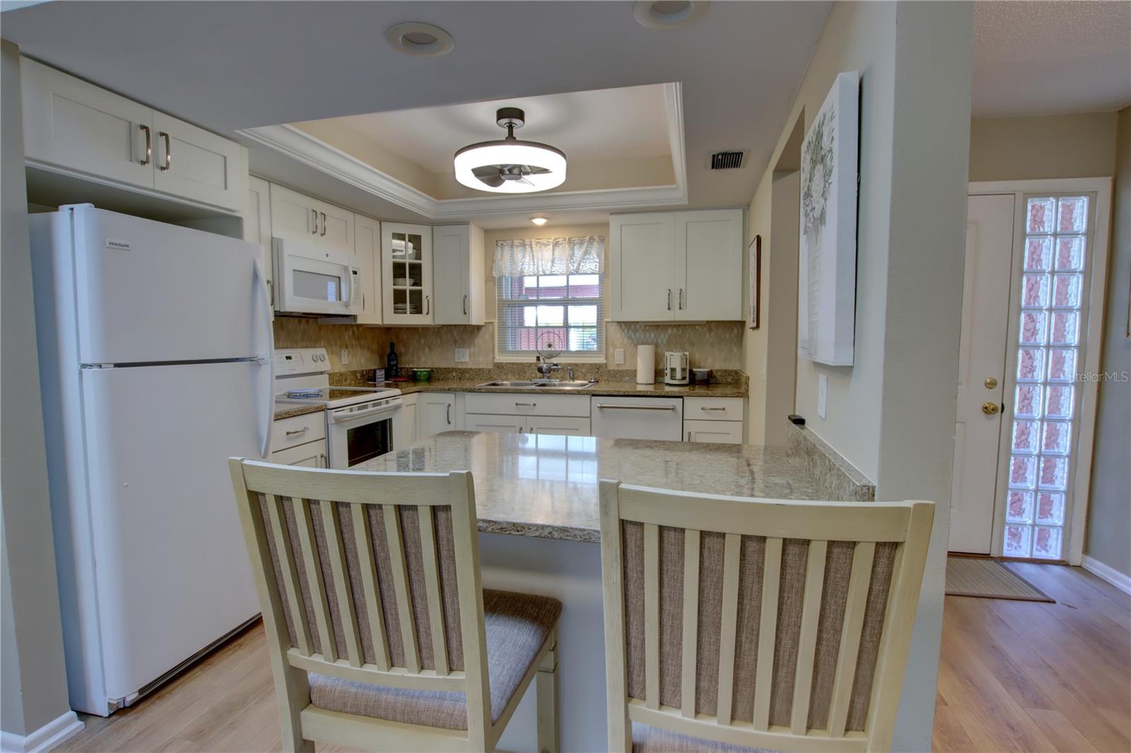 Image 12 of 37 For 1147 Harbour Point Drive