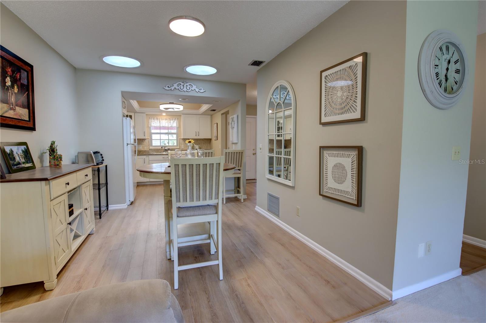 Image 17 of 37 For 1147 Harbour Point Drive