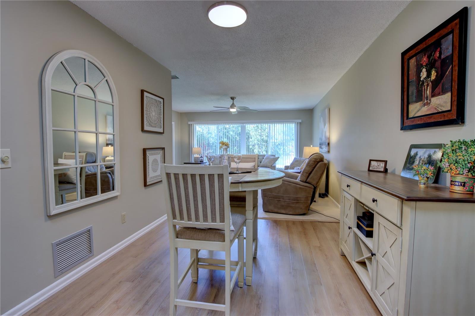 Image 18 of 37 For 1147 Harbour Point Drive